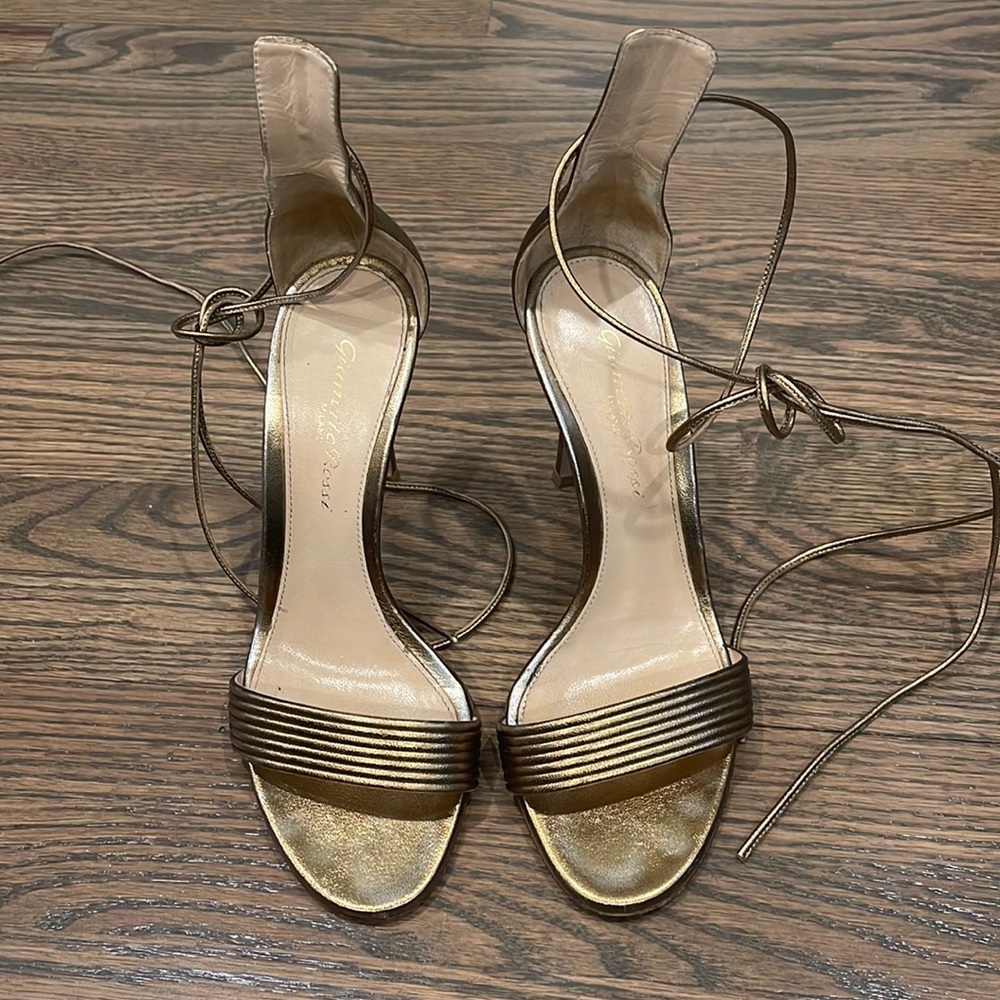 Gianvito Rossi Heels